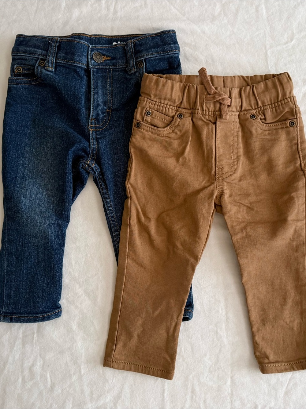 12 Months Baby Boy Lot 2 sets| Carter’s Jeans, Pants, Tops - Picture 4 of 13